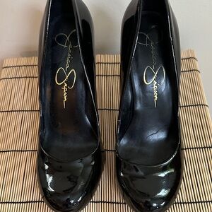 Jessica Simpson Black Patent Oscar Pumps – Size 9M, Rounded Toe, 4" Heel